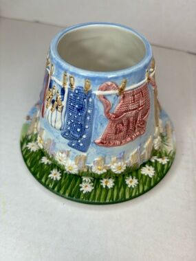 Yankee Candle Jar Candle shade and Plate "Laundry Day" Spring Clothesline Scene
